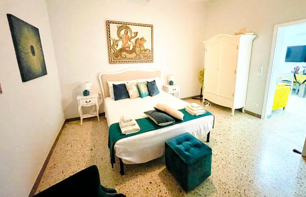 Trapani Centro Storico Apartment, Great Central Location! All New Furniture And Appliances! ภายนอก รูปภาพ